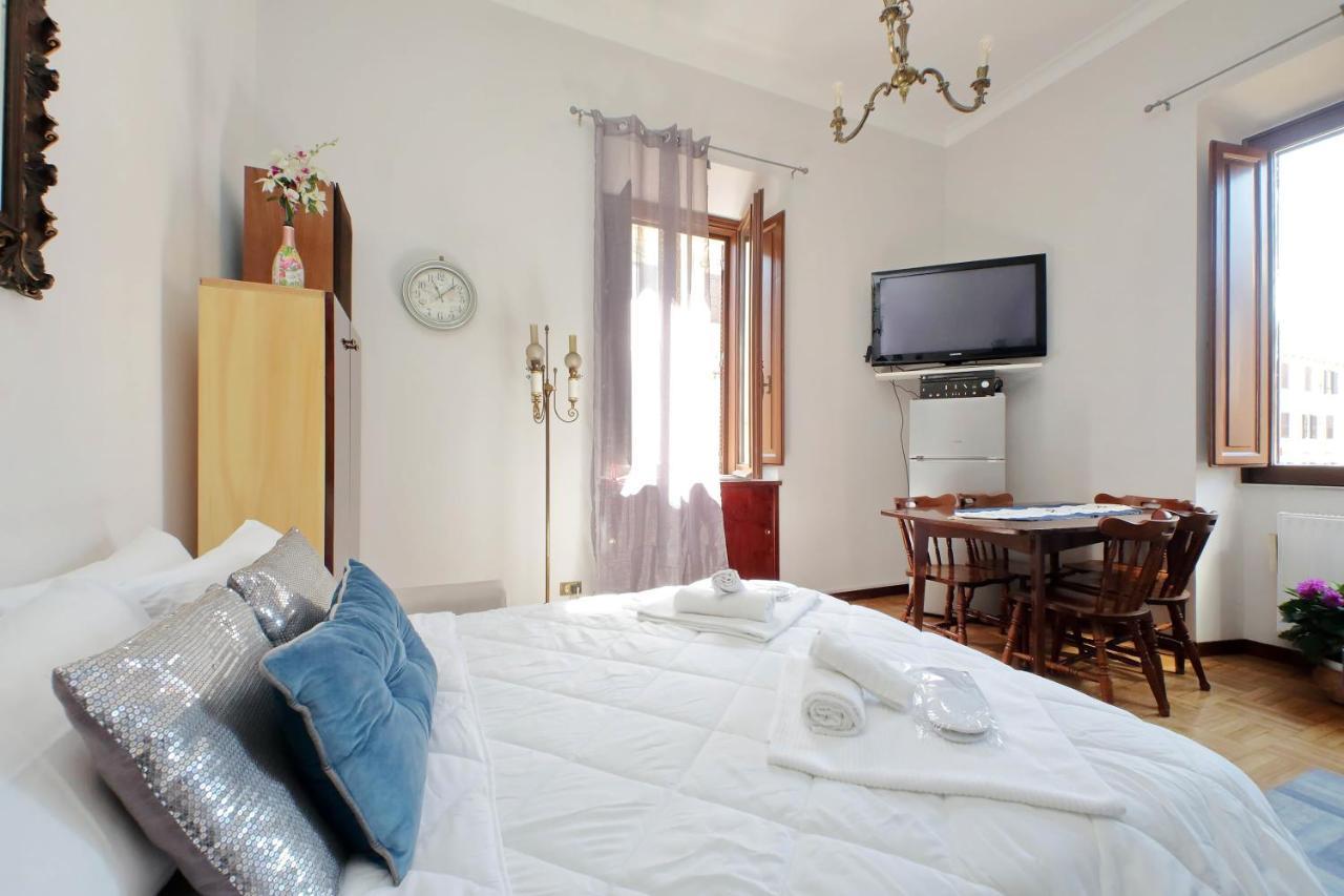 Luxury Domus Amadora Lägenhet Rom Exteriör bild